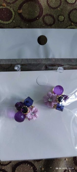 Неизползвани Обеци