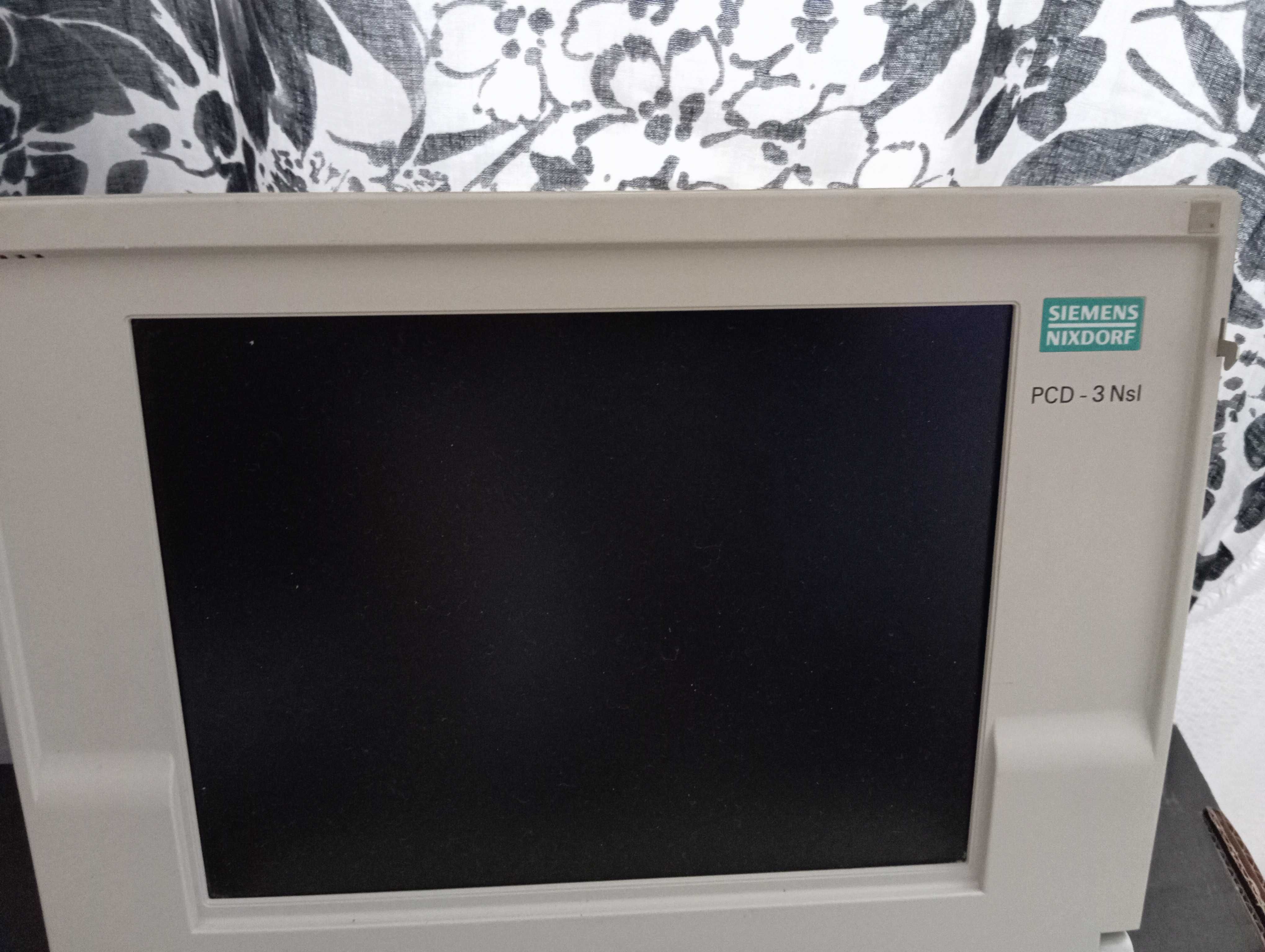 Ретро лаптоп Siemens Nixdorf PCD-3Nsl
