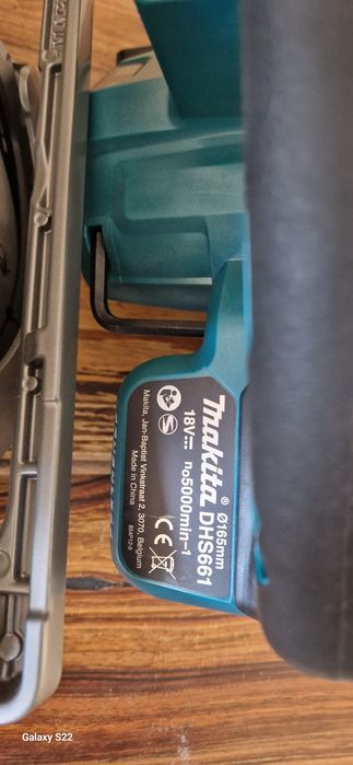 Makita circular pe acumulator