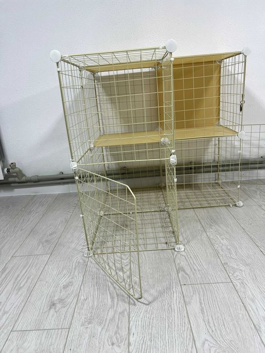 Продам клетки для собачек