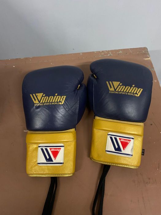 Боксерский перчатка сатылады