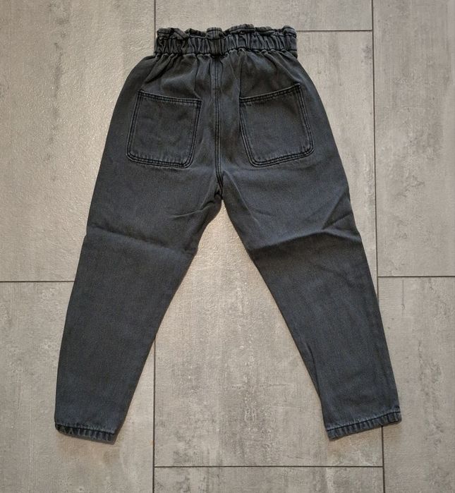 Детски дънки за момиче