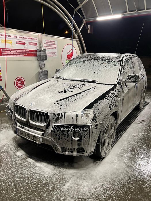 Vand Set jante Bmw X3 F25 cu anvelope de iarna foarte bune !