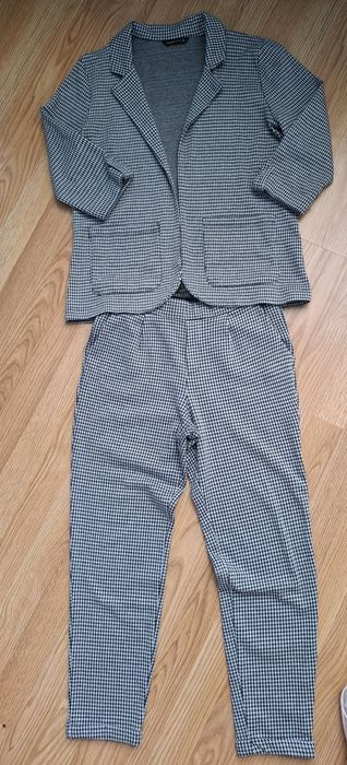 Дамски костюм рипсен