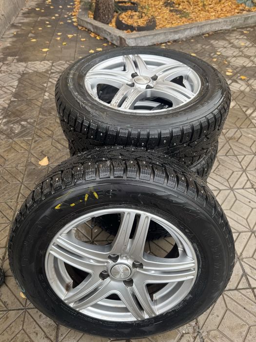 Зимние шины с дисками R15