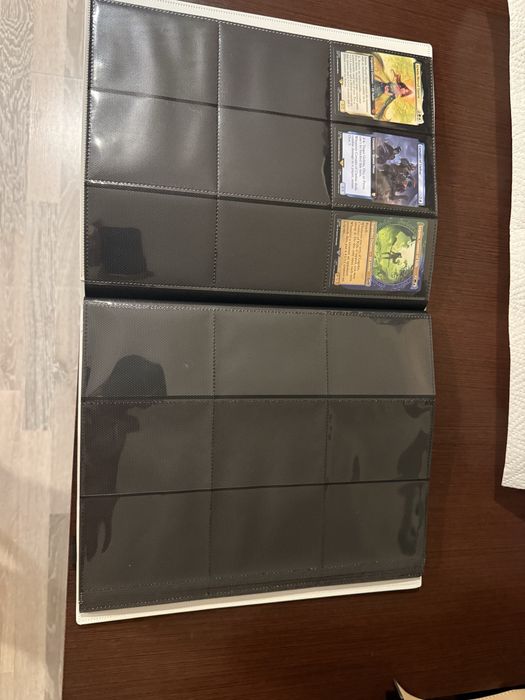 Албум с Покемон и МТГ карти