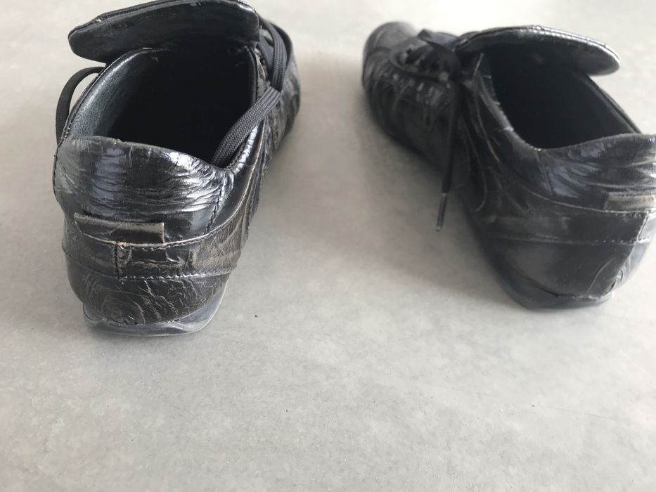 Продавам ползвани обувки Bata 40 номер