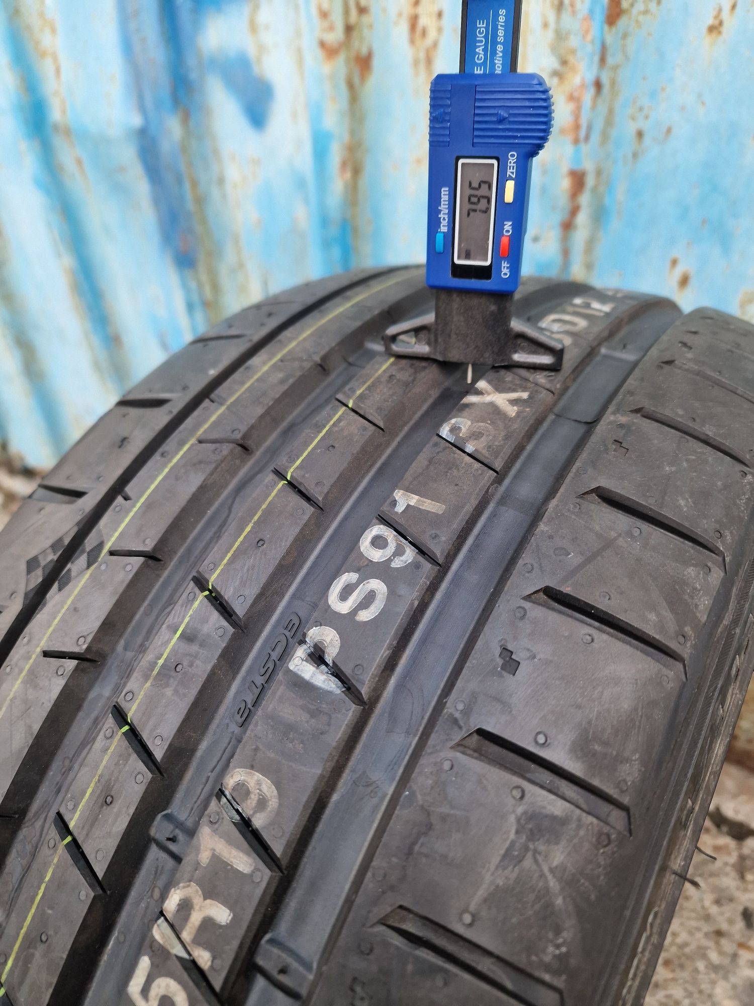 Anvelope Vară 235.35.19 Kumho O Bucată Rezervă Nouă