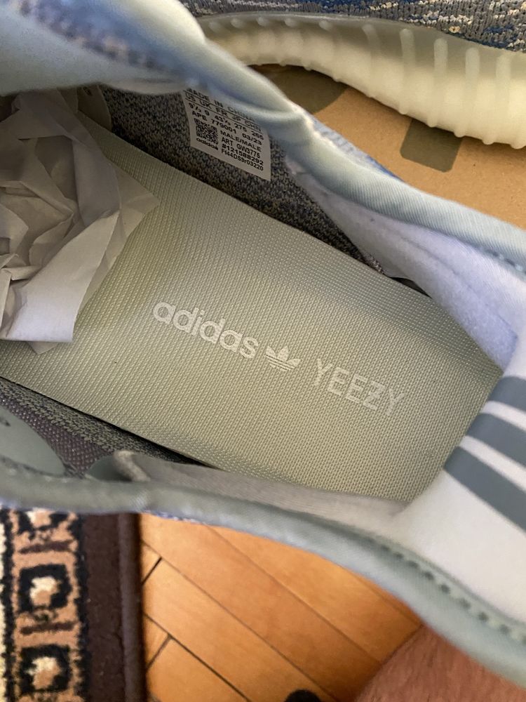 Yeezy 350V2 Mx Frost marimea 37, 38, 38 2/3, 39