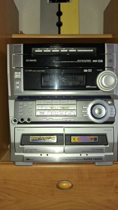 Продается музыкальный центр АIWA