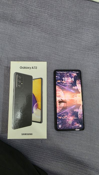 Samsung Galaxy A72