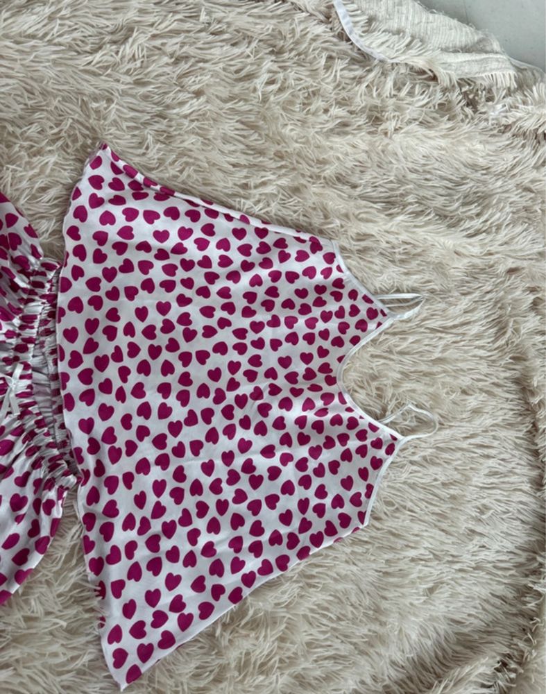 Pijamale satin vara