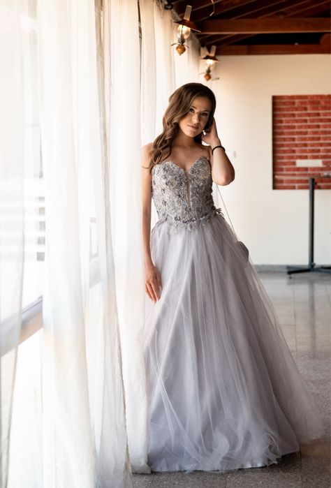 Бална рокля.