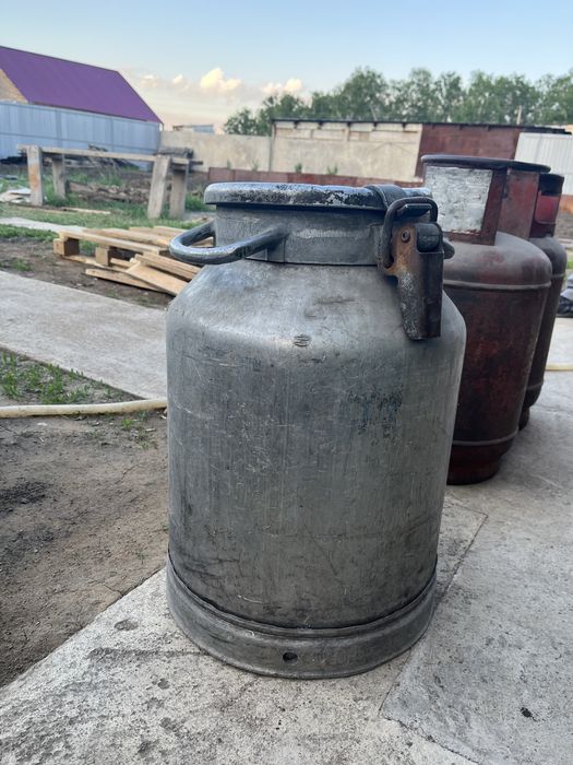 Фляга. Целая. Чистая для питьевой воды