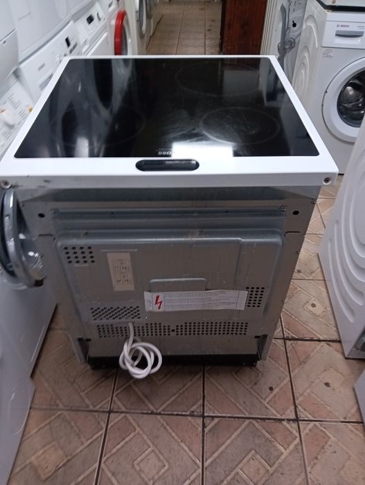 Свободно стояща печка с керамичен плот Voss Electrolux 2годиниГаранция