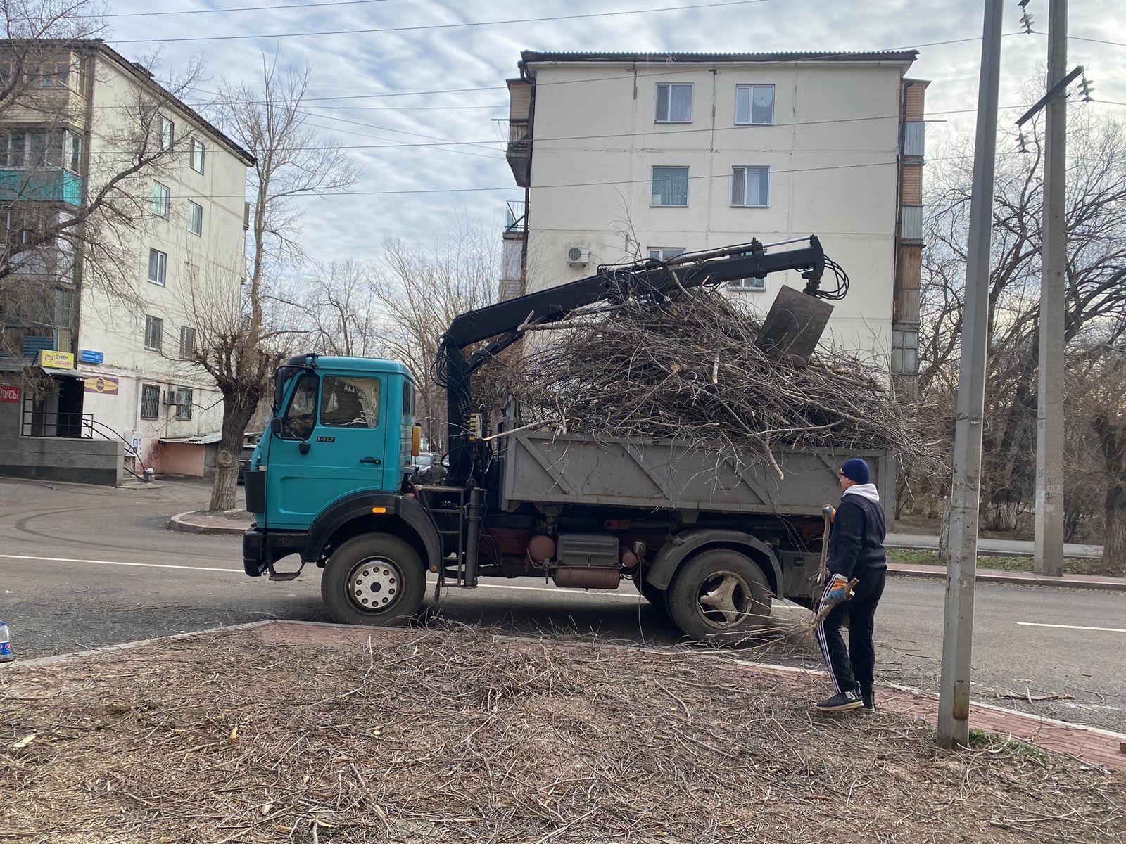 Услуги грейфера вывоз мусора