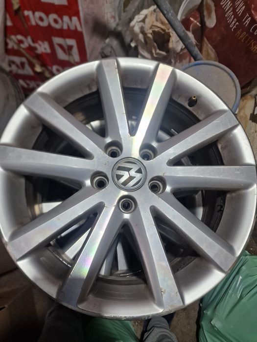 Vând jante de tabla și aliaj!