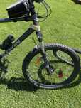 bicicleta B -TWIN ROCKRIDER 500