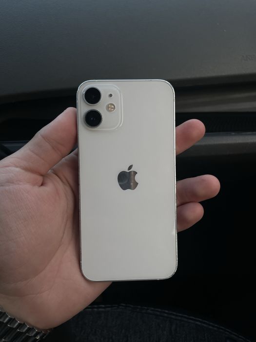 Iphone 12 mini..