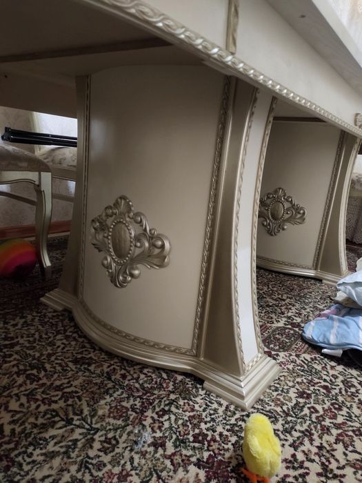 Стол стул в хорошем состоянии