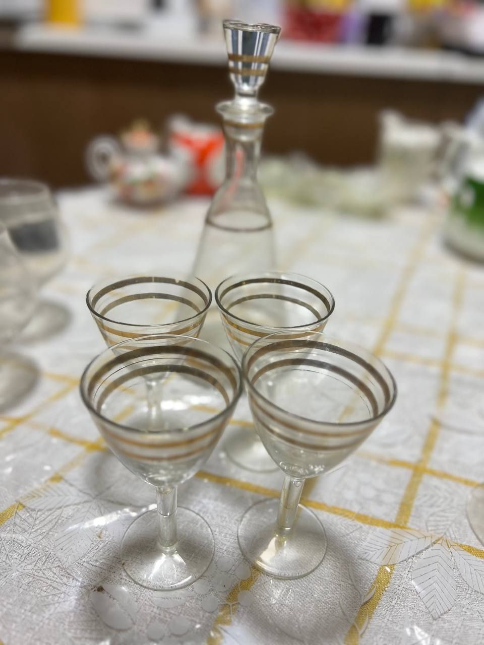 Продам графин со стаканами