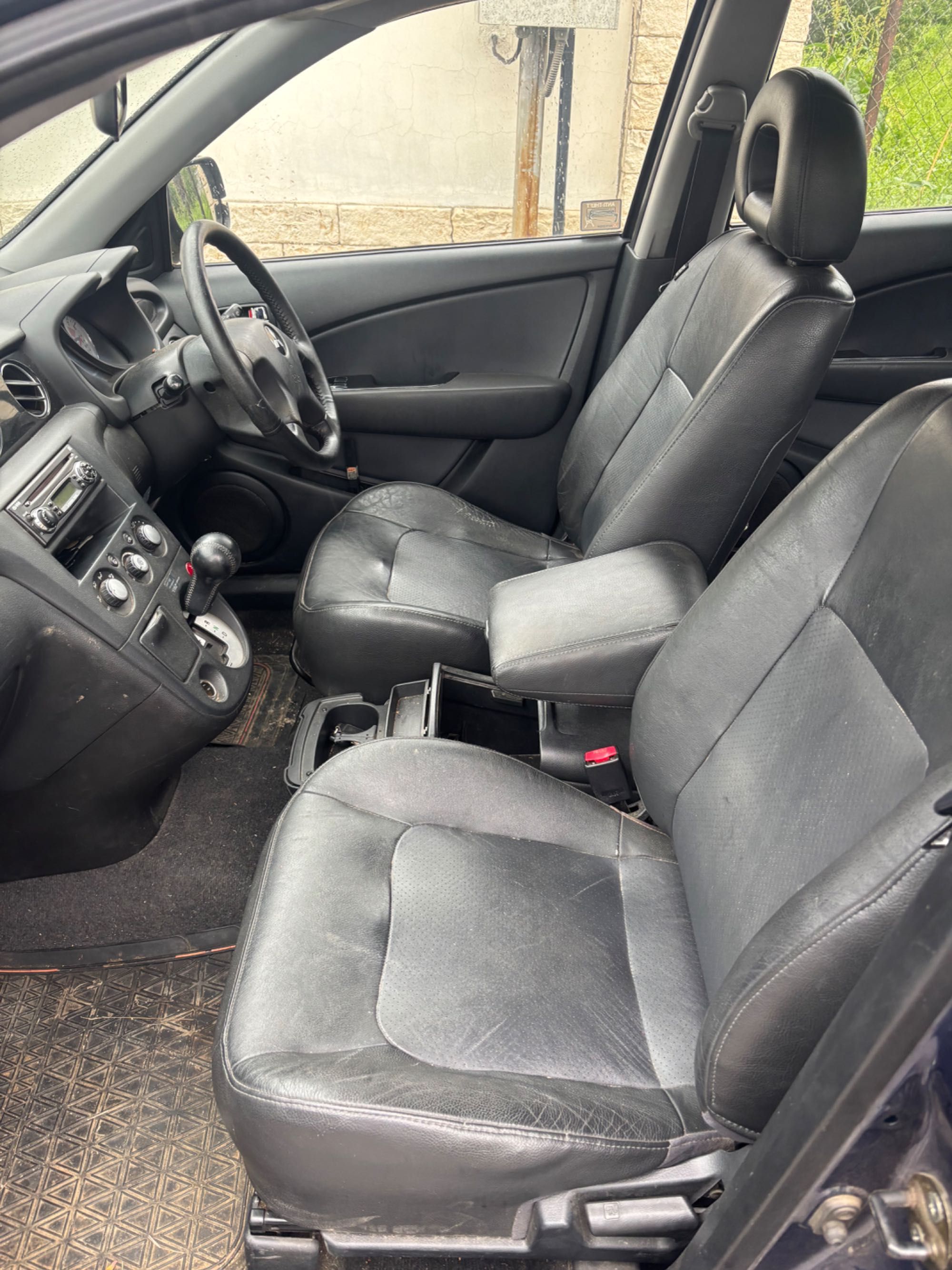 Mitsubishi Outlender na Chasti 2.4