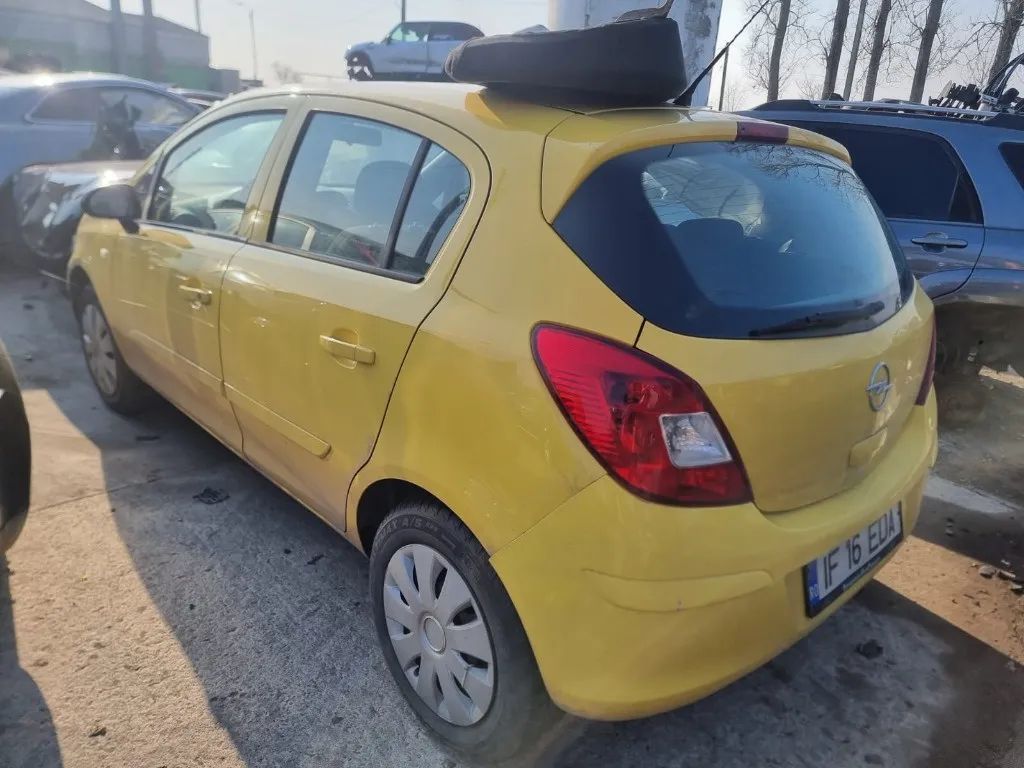 Dezmembrez Opel Corsa D, an 2008, motor 1.3 cdti 75cp, cod. Z13DTJ, cutie de viteze manuala 5 trepte