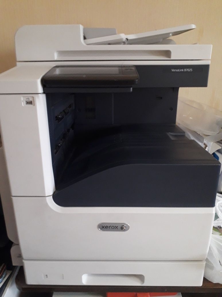 Xerox VersaLink B7025 (сетевой принтер/сканер/копир)