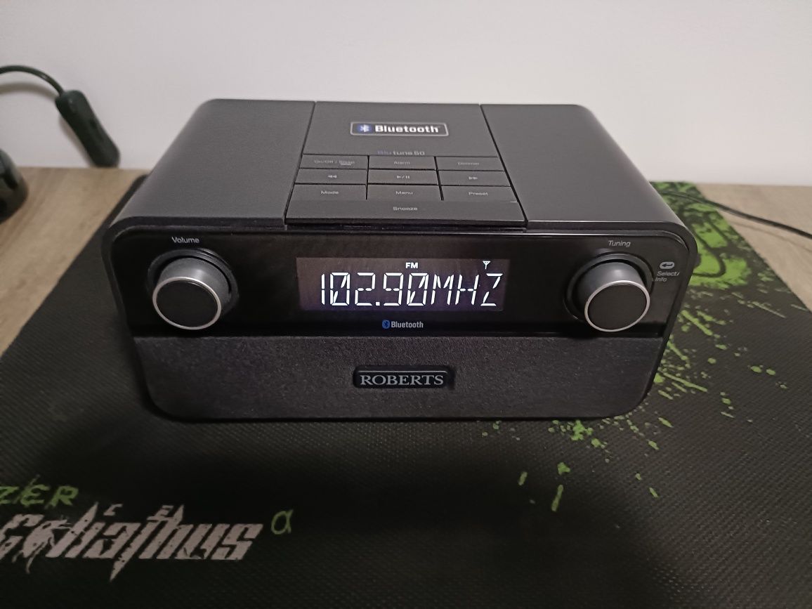 Roberts radio FM, USB, Bluetooth, perfect funcțional