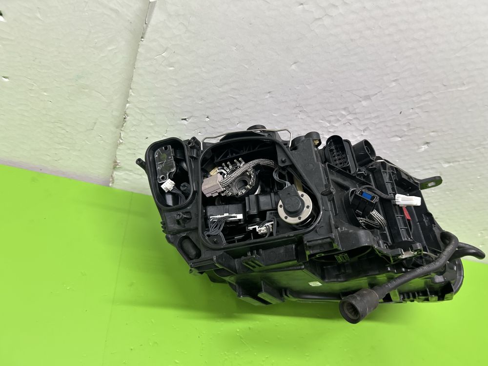 Far Audi Q5 facelift bi xenon adaptiv 8R0941031 c