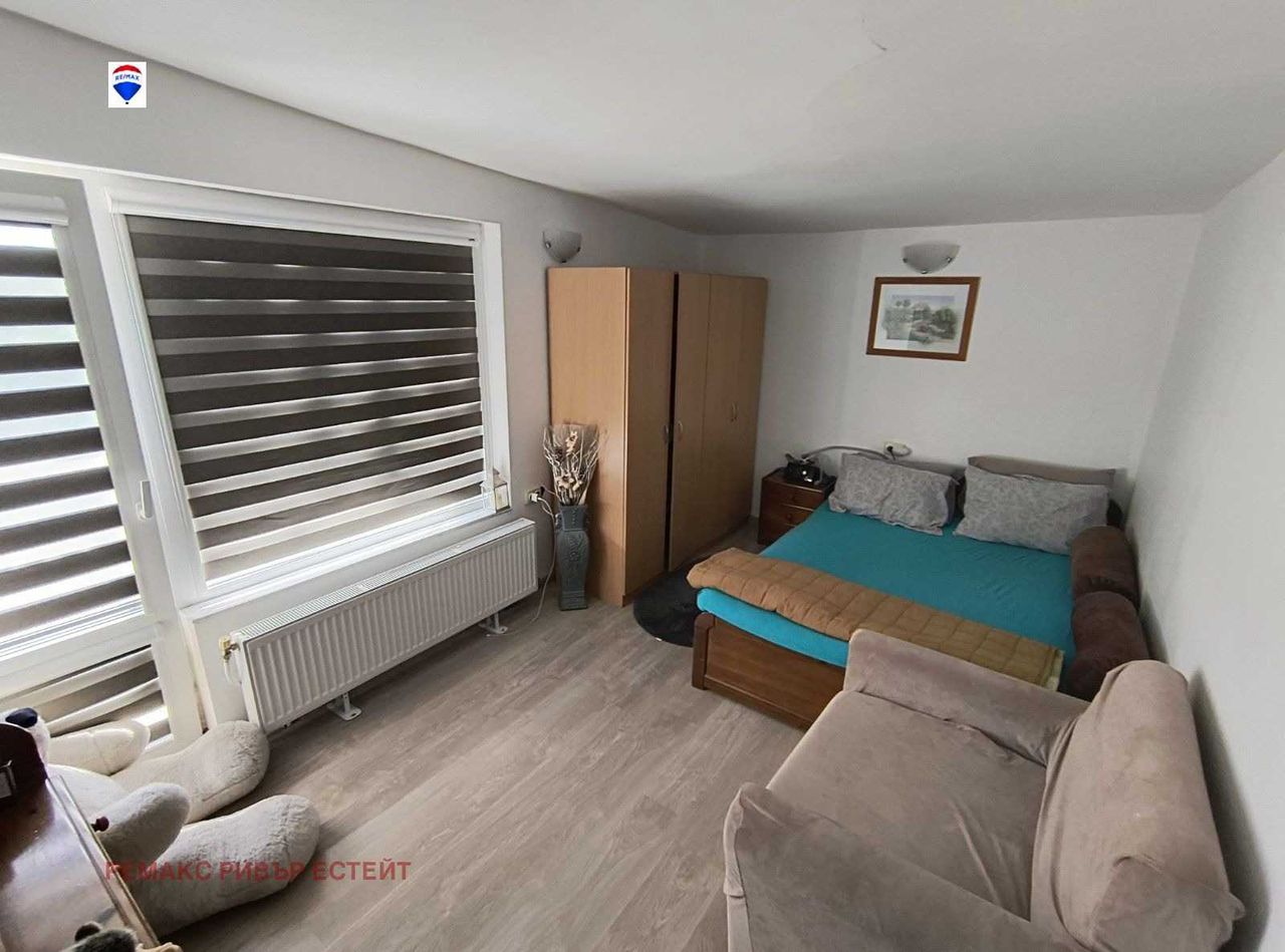 Продава се Къща в с. Долно Абланово, Област Русе - 152 кв.м за 1112 €/кв.м - Снимка #11