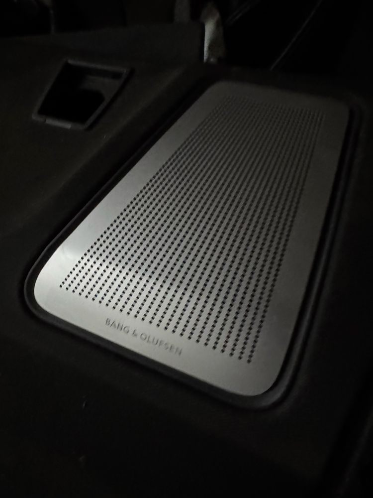 Усилвател с колони Bang s olufsen за бмв ф10 ф11
