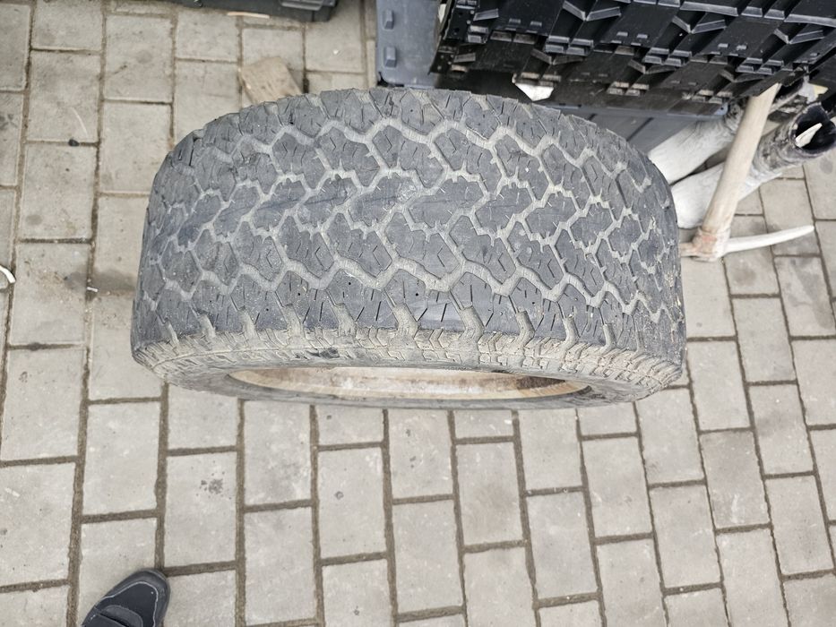 Jante off road R18 cu anvelope 255 55 R18 A/T 2 pentru Mitsubishi