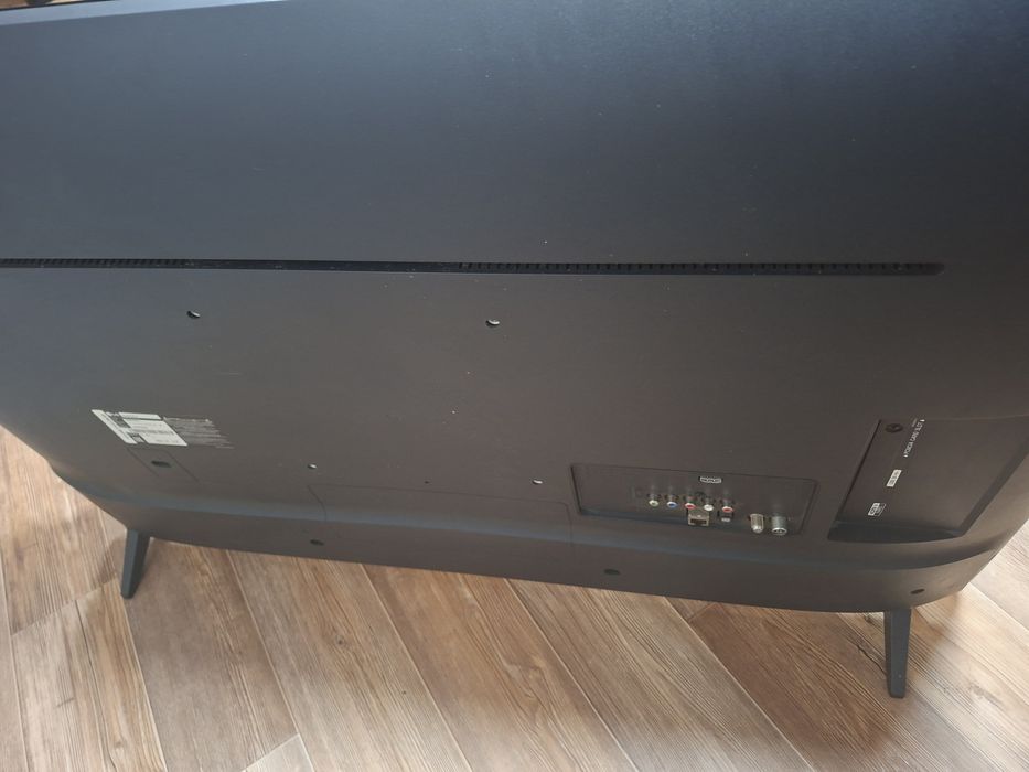 LG 42дюйма смарт