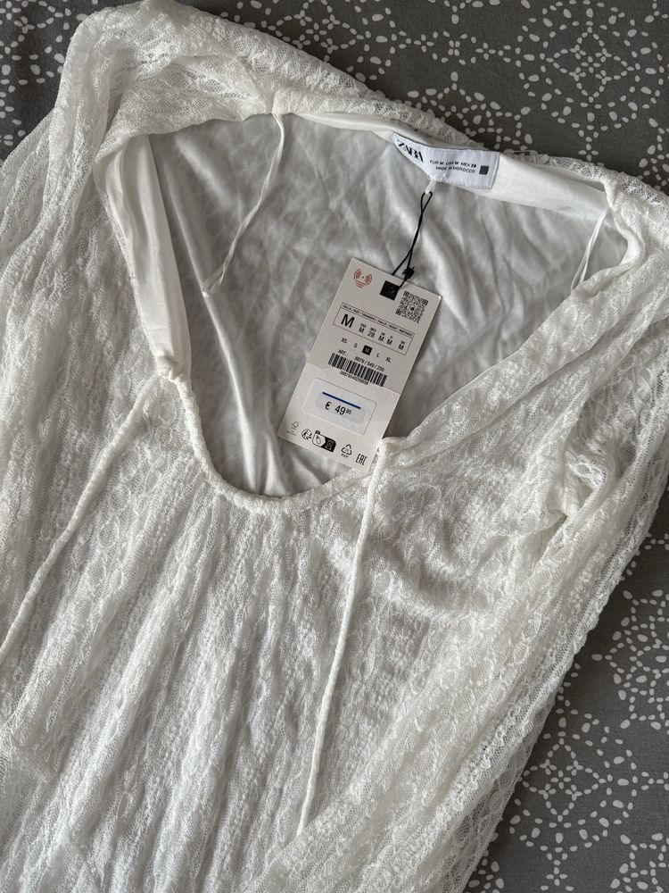 Нова дантелена рокля Zara