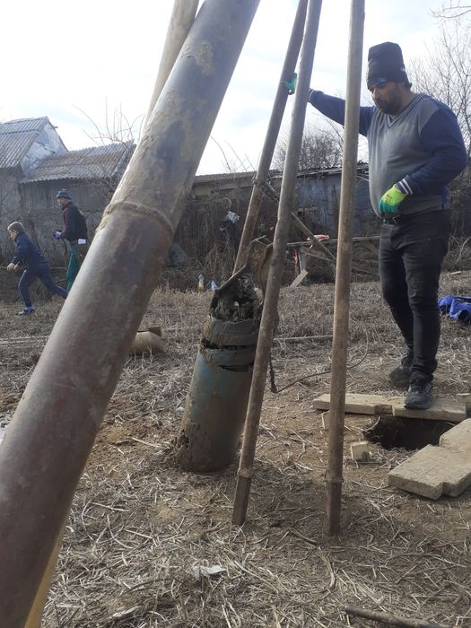 Foraje puțuri apa prelungirii denisipări și piloni