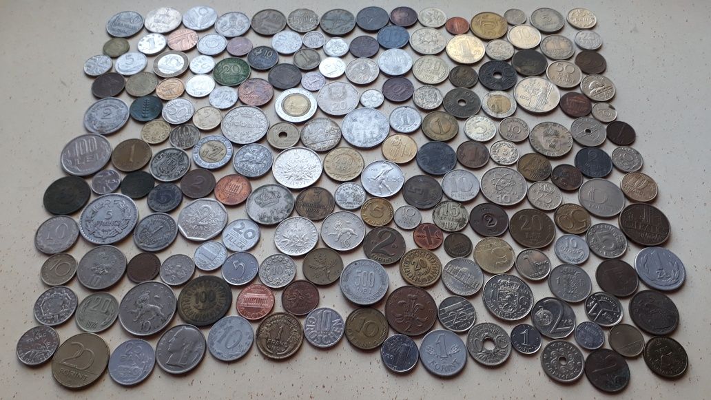 Lot de 178 de monede vechi romanesti si straine