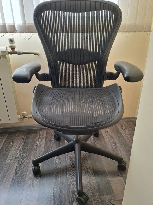 Herman Miller модел (Aeron)- ергономичен (работен) офис стол