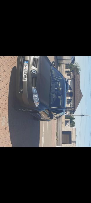 Vând Renault megane