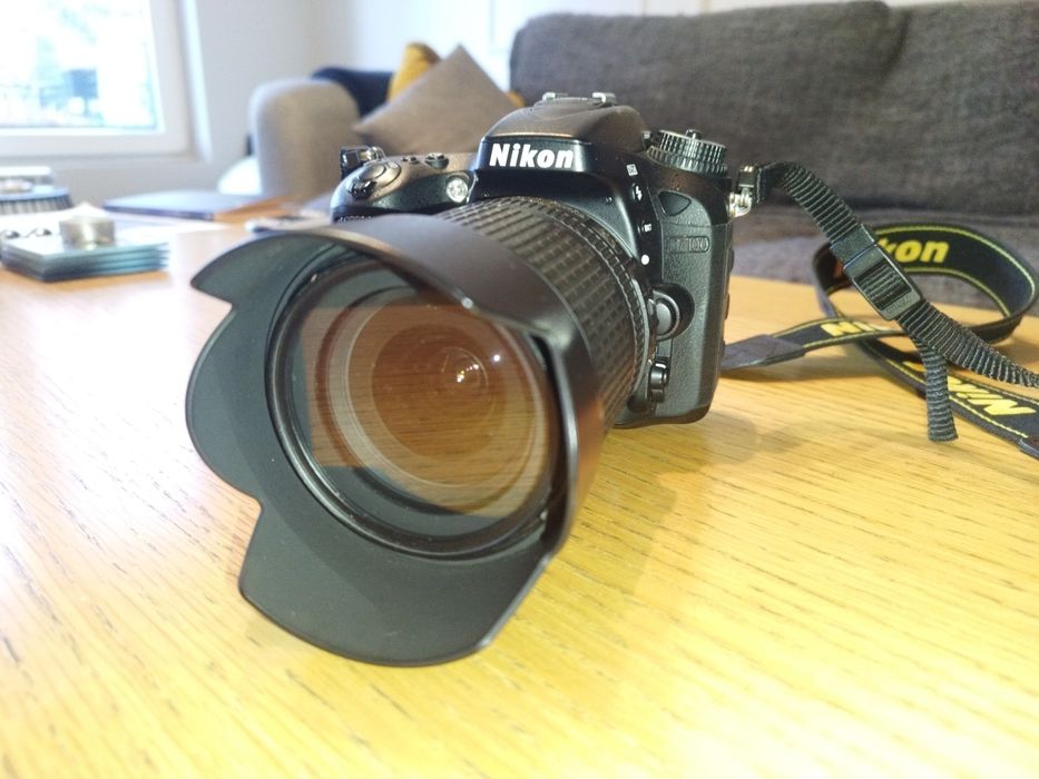 Nikon D7100 + AF-S DX 18-105mm VR – Отлично състояние
