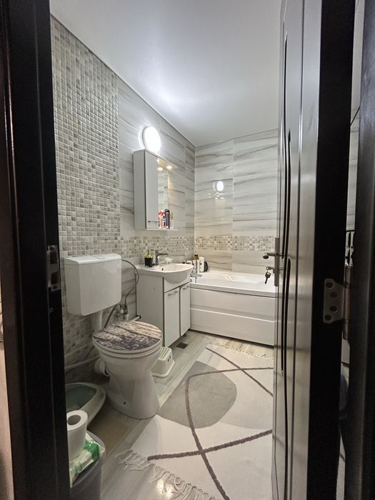 Vand apartament utilat complet