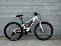 Bicicleta electrica Cube