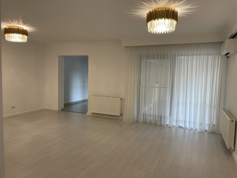 Bucurestii Noi Bazilescu/de inchiriat Ap 3 camere/2Bai/Parter Bloc nou