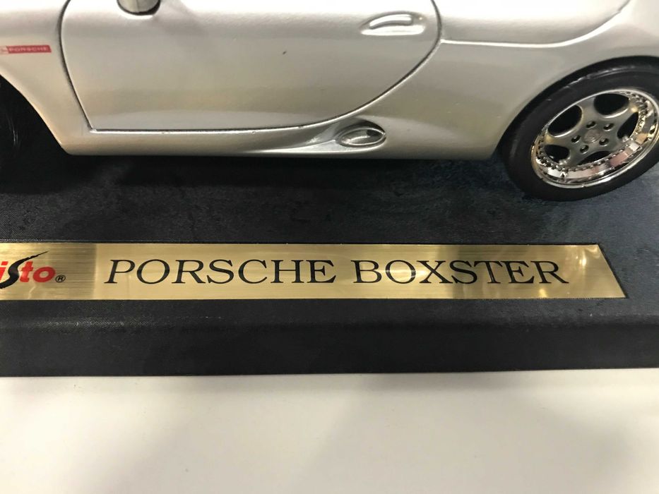 MAISTO метална колекционерска количка PORSCHE BOXTER 1996 1:18 NEW