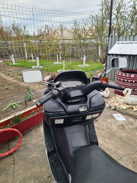 Suzuki burgman AN 400