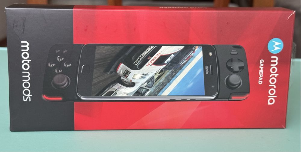Продавам Motorola Gamepad