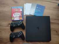 Vând PS4, cu două controlere, 1 TB