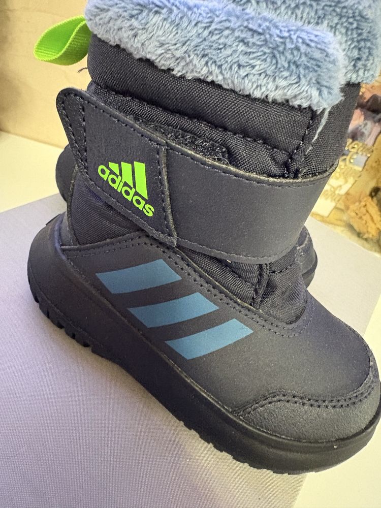 Детски ботуши апрески Adidas winterplay номер 22