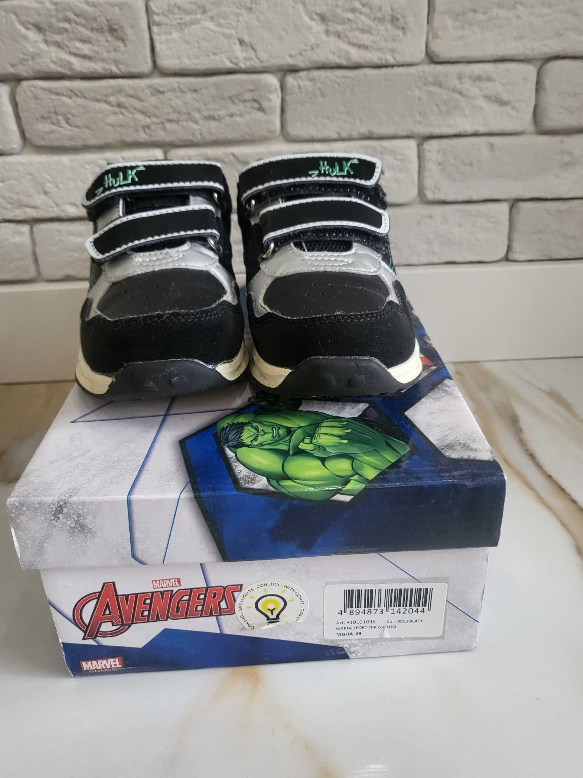 Маратонки за момче HuLk 29номер /19см стелка
