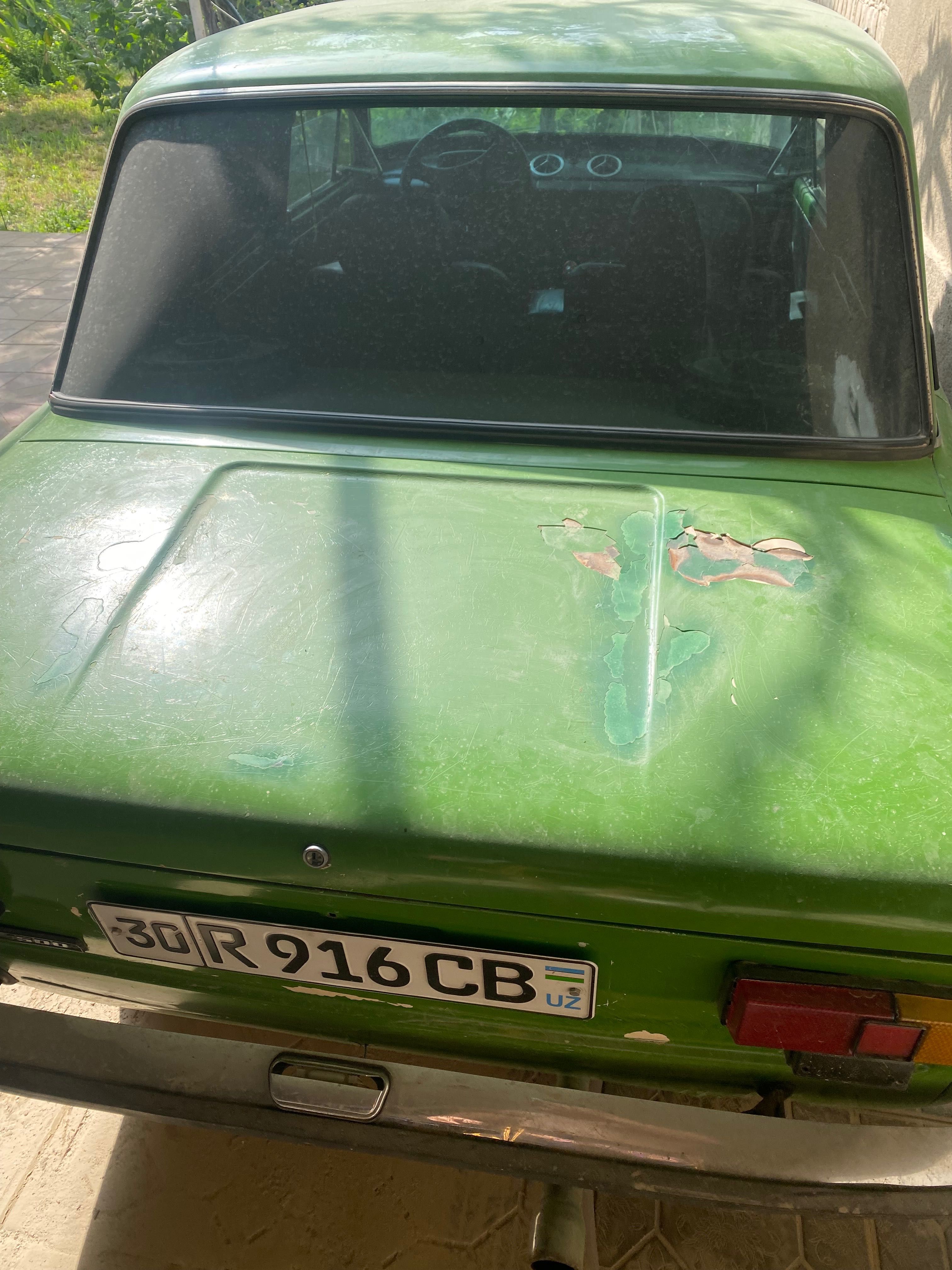 Vaz 21011 metan+ benzin